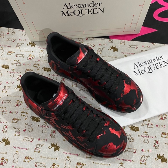 Alexander McQueen Other - Alexander McQueen Black & Red Leather Low-Top Sneakers